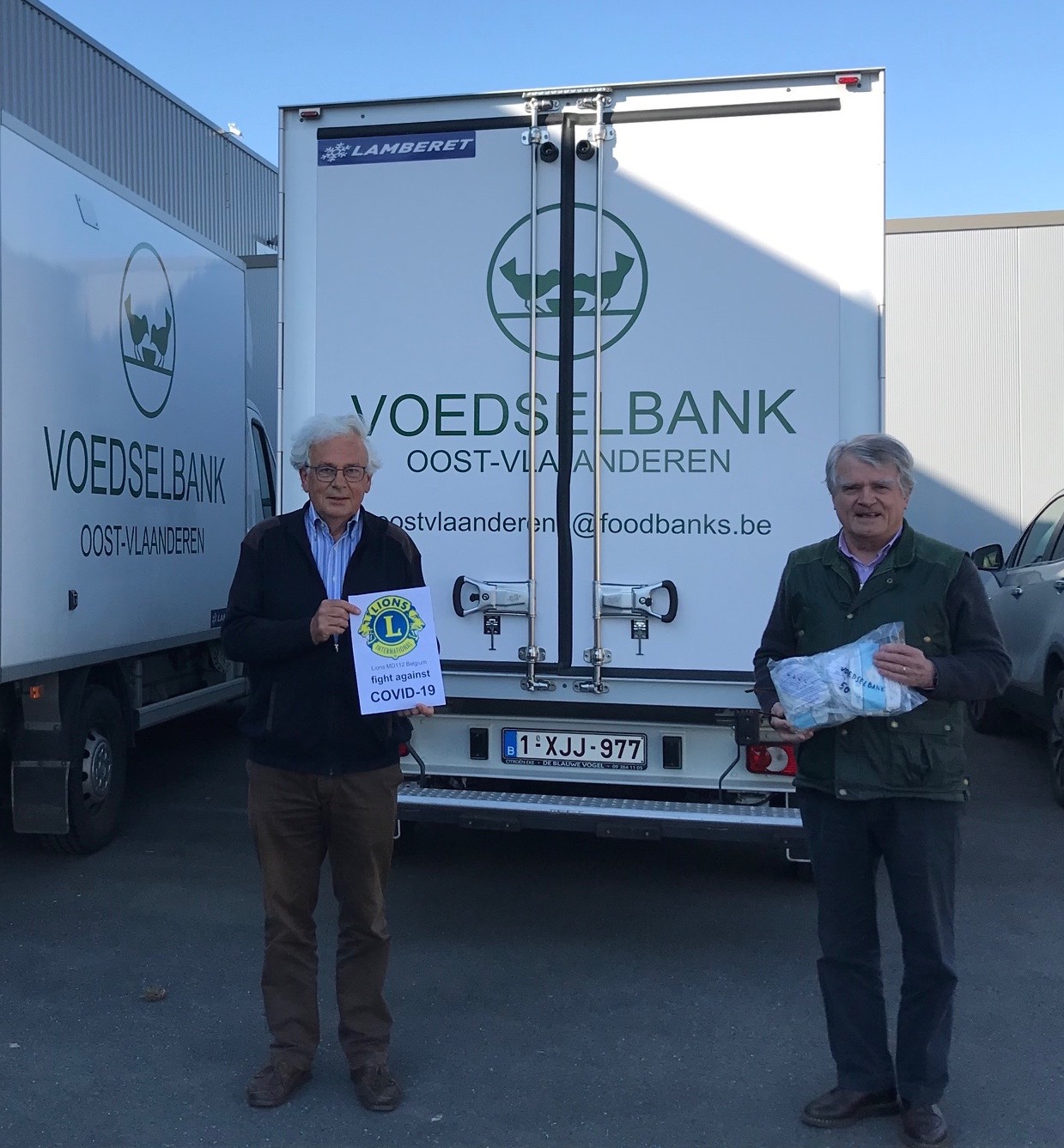 Lions Belgium De vrijwilligers van Voedselbank Oost-Vlaanderen danken Lions Gent Scaldis van harte voor hun gift
